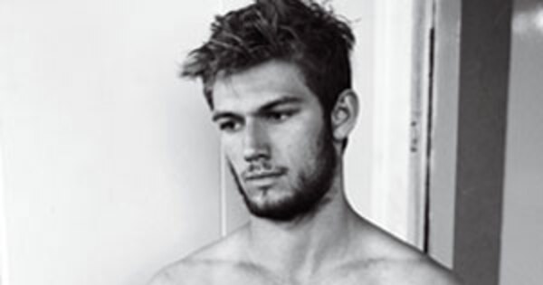 misunderstood alex pettyfer doesn u0027t have a thank you tattoo loves misunderstood alex pettyfer doesn u0027t have a thank you tattoo loves